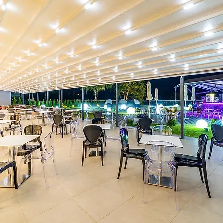 Hotell Laki & 4*