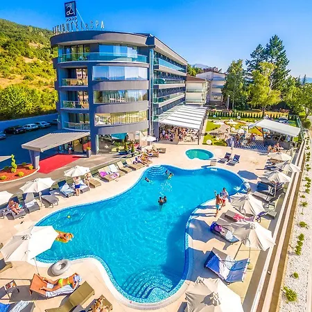 Laki & Hotell Ohrid